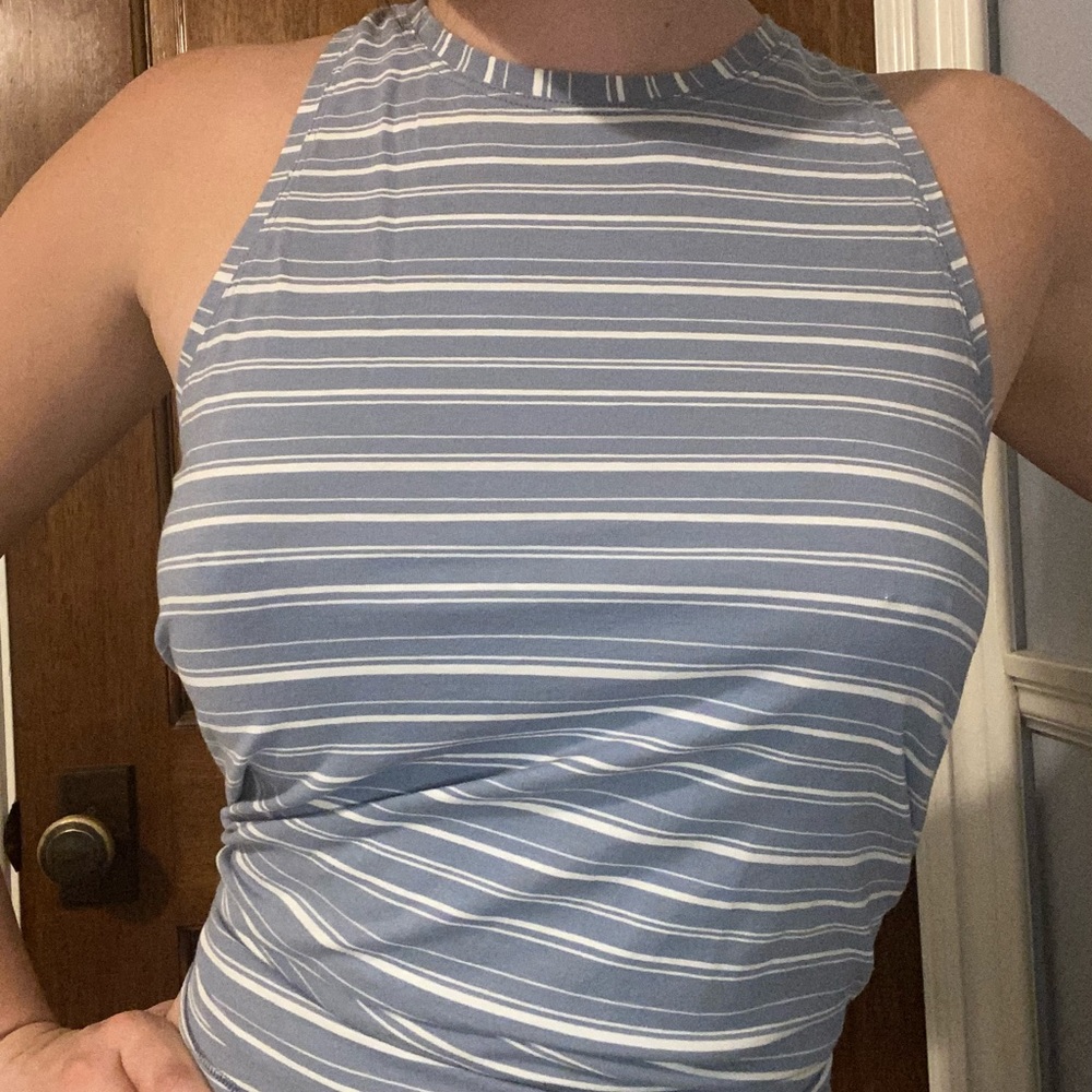 BRAND NEW LULU LEMON TOP